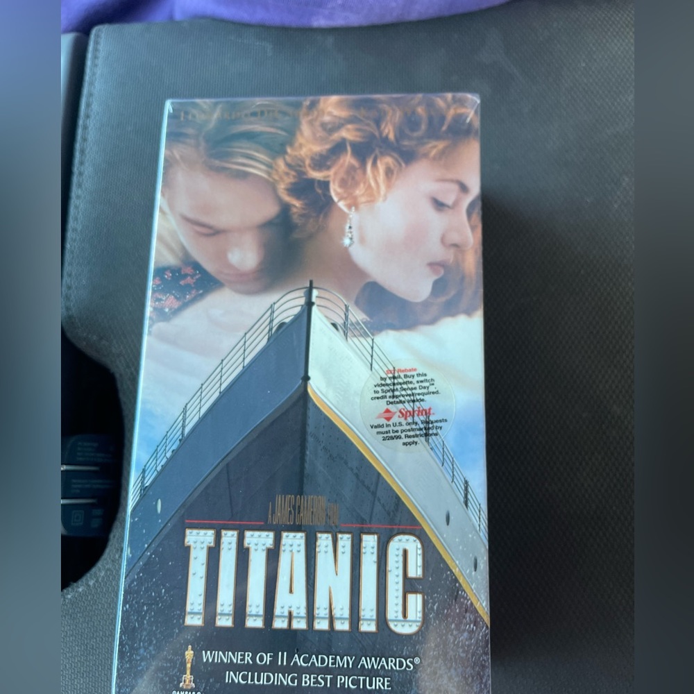 Sealed, 2pk VHS Titanic